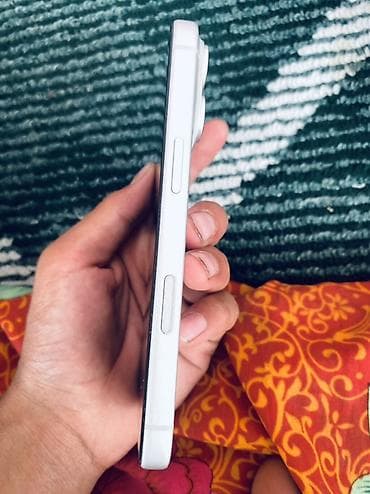 зор тв фудбол: IPhone 17 Pro, 256 ГБ Характеристики и сведения с устройства: - — 5