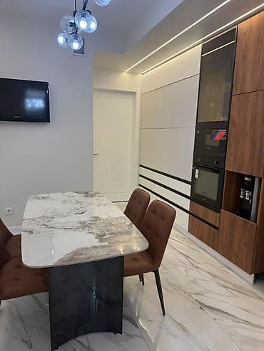 Недвижимость: 3 комнаты, 137 м², Золотой квадрат Элитка, 10 этаж, Дизайнерский ремонт — 2