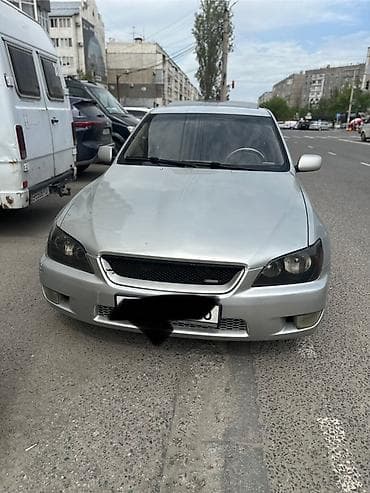 Lexus: Lexus IS: 1999 г., 2 л, Механика, Бензин, Седан — 3