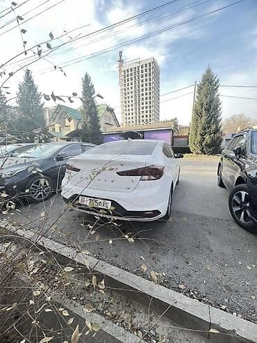 корейский тонировка: Hyundai Avante: 2019 г., 1.6 л, Автомат, Бензин, Седан — 9