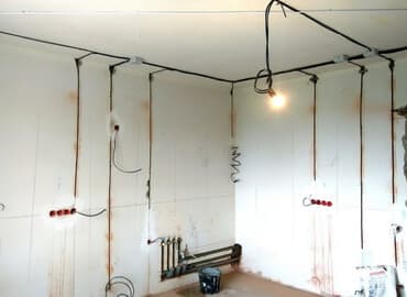 Электрик | Монтаж видеонаблюдения, Монтаж розеток, Установка коробок Больше 6 лет опыта