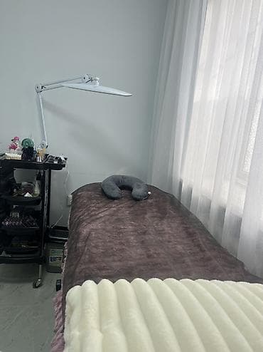 Кушетка для бьюти‑процедур/массажа с двумя рабочими местами -