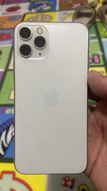 айфон даром: IPhone 11 Pro, Б/у, 256 ГБ, Белый, Чехол, 83 % — 1