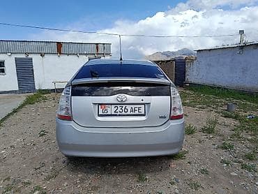 corolla 2004: Toyota Prius: 2006 г., Гибрид, Хэтчбэк — 2