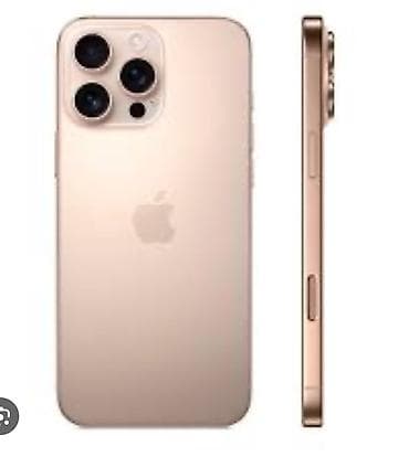 IPhone 16 Pro Max, Б/у, 256 ГБ, Золотой, 90 %