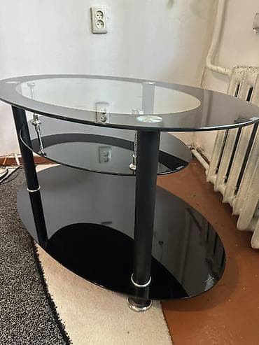 квадрат металл: Полка под телевизор овальной формы из стекла. - Три уровня: верхняя — 3