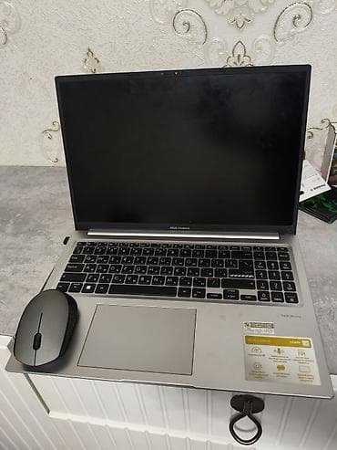 чехол нот 7: ASUS VivoBook 15 (серия X/М15) — тонкий ноутбук в серебристом корпусе — 1