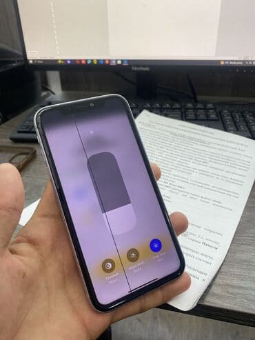 телефон blackview: IPhone 11, Б/у, 128 ГБ, Чехол, 69 % — 5