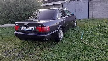 Транспорт: Audi A6: 1995 г., 2.6 л, Кол менен иштөөчү, Бензин, Седан — 4