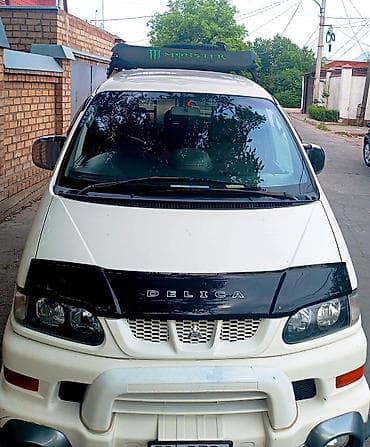 крепления ждя бампера: Mitsubishi Delica: 2003 г., 3 л, Автомат, Газ, Внедорожник — 3