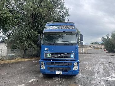 volvo 6×2: Тягач, Volvo, 2006 г., Тентованный — 9