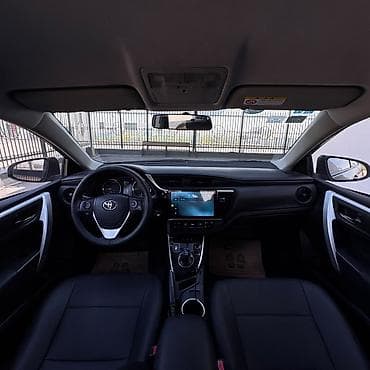 срочное: Toyota Levin: 2020 г., Автомат, Электромобиль, Седан — 10