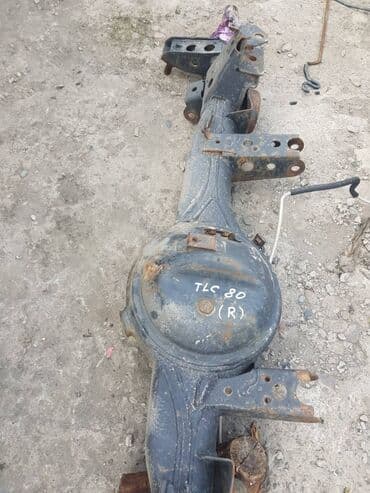 средний кузов двух скат: Toyota Land Cruiser 80 чулок переднего моста, Тойота Ленд Крузер 80 — 1