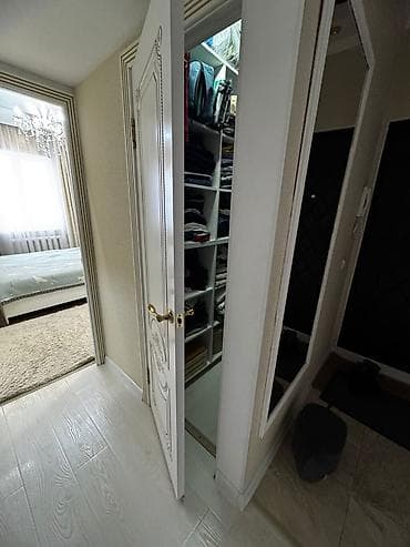 продаю 4 комн квартиру: 3 комнаты, 62 м², 105 серия, 4 этаж, Дизайнерский ремонт — 7