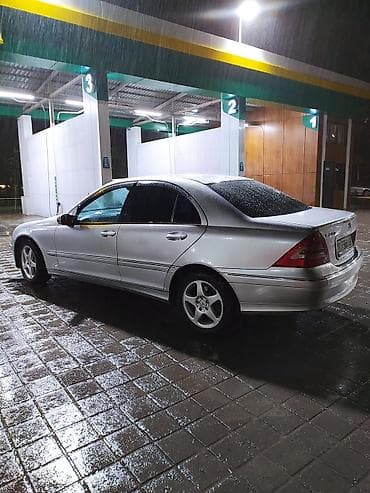 Mercedes-Benz C-Class: 2002 г., 2.6 л, Автомат, Бензин, Седан — 3