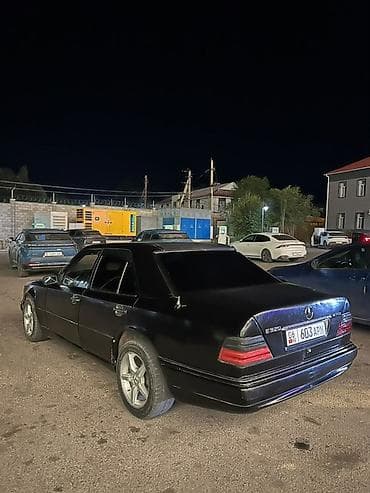 roewe er6: Mercedes-Benz W124: 1994 г., 3.2 л, Механика, Бензин, Седан — 3