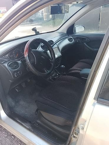 bruce r2: Ford Focus: 2002 г., 1.8 л, Механика, Бензин, Хэтчбэк — 1