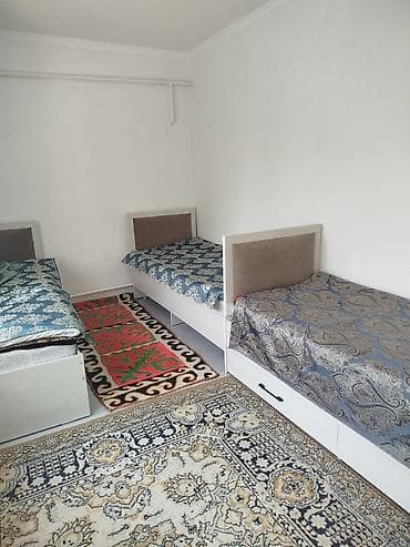 Дома: Сдаются 2 дома в г. Балыкчы, после свежего ремонта кровати новые — 5