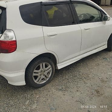 решотка фит: Honda Fit: 2003 г., 1.3 л, Автомат, Бензин, Хэтчбэк — 3