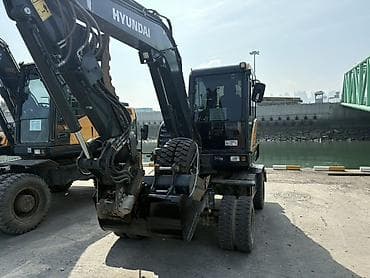 rex sprinter: Экскаватор, Hyundai, Колесный — 1