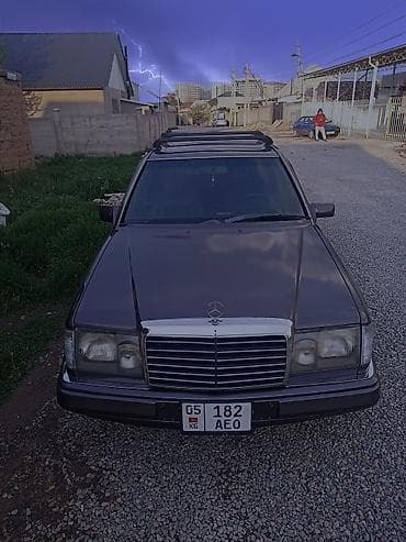 124 е 500: Mercedes-Benz W124: 1990 г., 2.6 л, Ручные, Бензин, Седан — 1