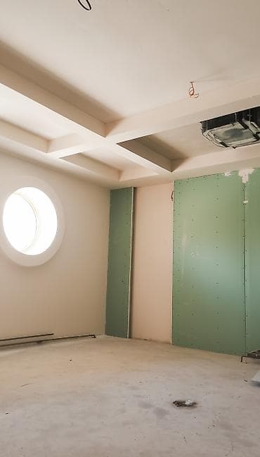 Побелка стен, Побелка потолков, Наружная побелка Больше 6 лет опыта at lalafo.kg Побелка стен, Побелка потолков, Наружная побелка Больше 6 лет опыта