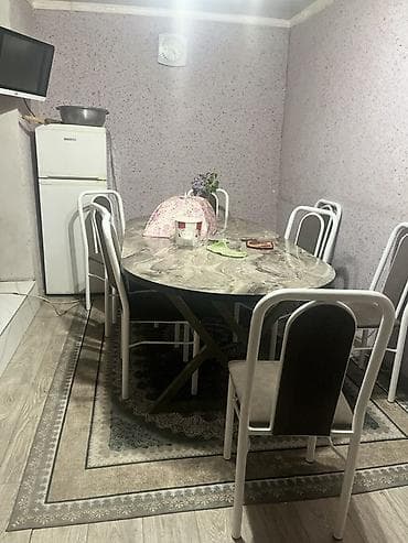 кухонный стуль: Кухонный стол и стул, Б/у, цвет - Серый — 2