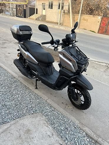 мотоблок сатылат: Скутер түрү 150 куб. см, Бензин — 1