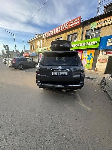авто под выку: Toyota 4Runner: 2022 г., 4 л, Автомат, Бензин — 3