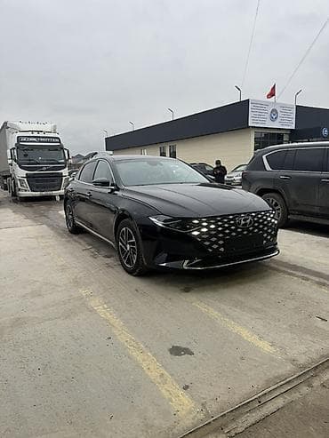 Транспорт: Hyundai Grandeur: 2021 г., 3 л, Автомат, Газ, Седан — 3