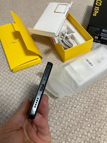 poco f4jt: Poco X5 Pro 5G, Б/у, 256 ГБ, цвет - Черный, 2 SIM — 3