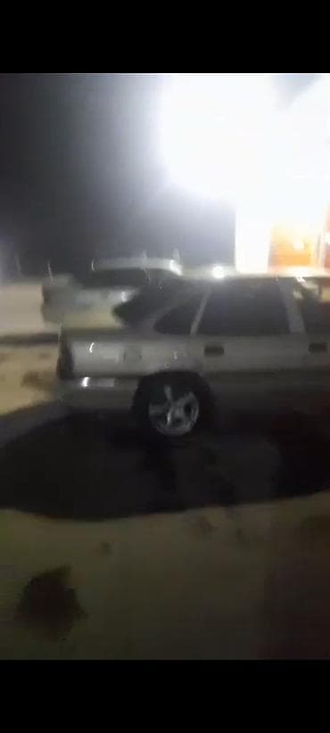 ml 163: Opel Vectra: 2020 г., Седан — 4