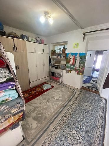 продаю дом с мебелью: Дом с двором - Отдельностоящий одноэтажный дом с закрытым внутренним — 5