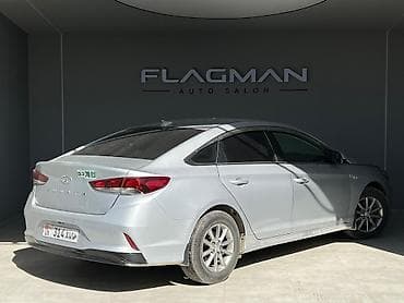 Hyundai Sonata: 2020 г., 2 л, Автомат, Газ, Седан — 6