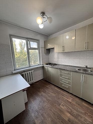 корона дом: 3 комнаты, 58 м², 104 серия, 4 этаж, Косметический ремонт — 6