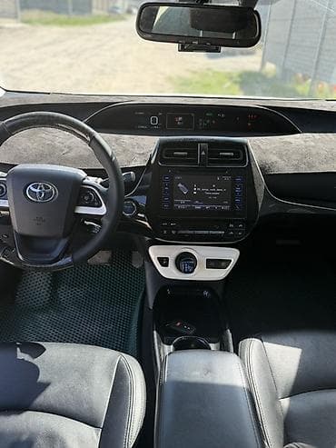 mark 3: Toyota Prius: 2017 г., 1.8 л, Вариатор, Гибрид, Хэтчбэк — 8