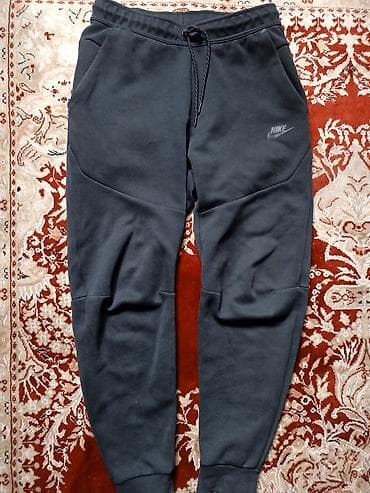 найк теч флис штаны: Мужской спортивный костюм, S, Nike, Б/у, цвет - Черный, Самовывоз, Платная доставка — 3