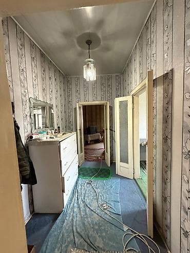 коттедж продаю: 📍Продается участок с домом под снос 📍Адрес: Кемеровский переулок, 6 — 6