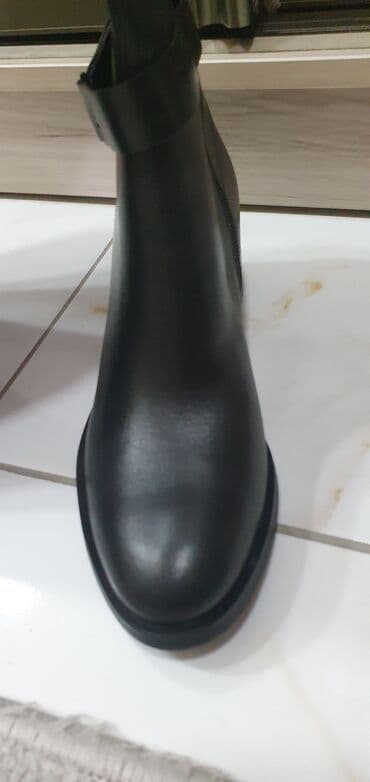 купить сапоги женские зимние кожаные италия: Сапоги, 37, Basconi, Новый, цвет - Черный, Самовывоз — 4