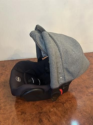 авто кресло детский: Автокресло, цвет - Серый, Б/у — 2