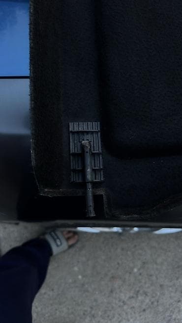 Автозапчасти: Полка багажника для Ford Fiesta (5‑дверный хэтчбек, поколение — 5