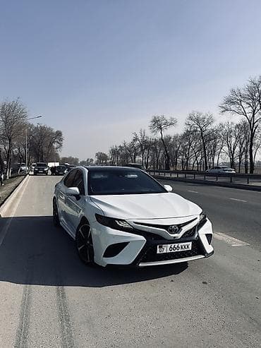 camry 5: Toyota Camry: 2018 г., 2.5 л, Автомат, Бензин, Седан — 6