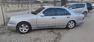 продам в связи с переездом: Mercedes-Benz E-Class: 1998 г., Седан — 1