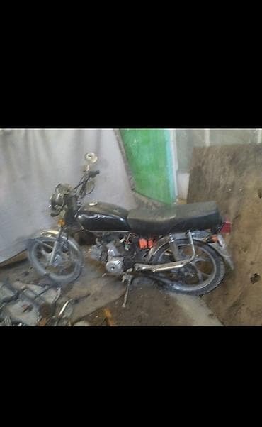 мотоциклы классика: Мопед/легкий мотоцикл 50–125 см³, дорожный, с классической рамой и — 4