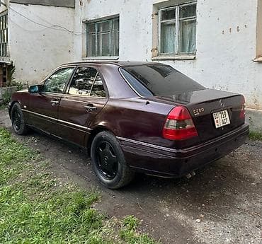 сешка 220: Mercedes-Benz C-Class: 1994 г., 2 л, Автомат, Бензин, Седан — 2
