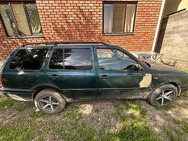 vw: Volkswagen Golf Variant: 1994 г., Механика, Универсал — 3