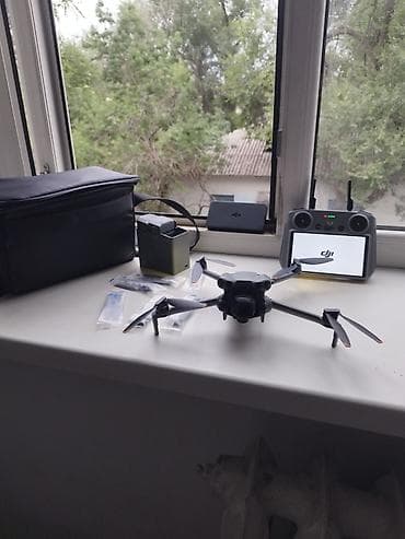 Фото жана видеокамералар: DJI Mavic 5 (серия) с пультом DJI RC (встроенный экран) Комплектация — 2