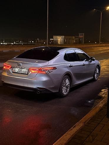 crown 2018: Toyota Camry: 2018 г., 2.5 л, Автомат, Бензин, Седан — 2