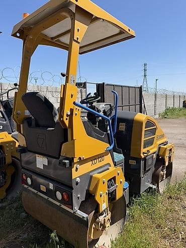 Транспорт: Каток дорожный двухвальцовый XCMG XD120 - Тип: вибрационный — 3