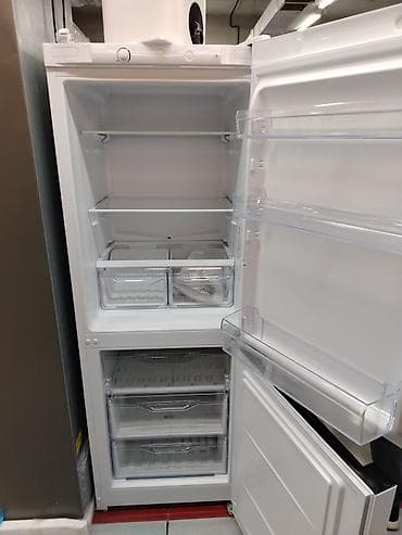 samsung m35: Холодильник Indesit, Двухкамерный — 2